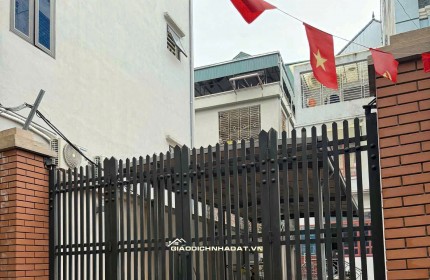 Bán đất nở hậu Làng Lụa Vạn Phúc  Ô tô 7 chỗ vào tận đất ,rất hiếm