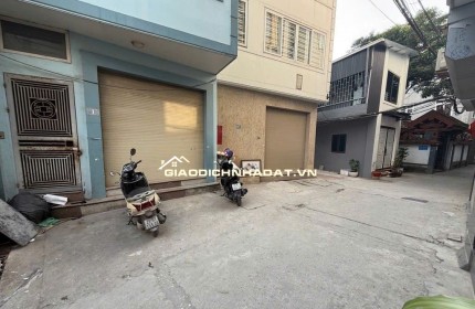 bán nhà lĩnh nam gần đường trường đại học, gàn chợ nhà 5 tầng