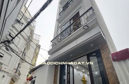 Nhà Đep Bắc Từ Liêm, Ô Tô Đỗ Cửa, 5 Tầng, Diện Tích 30M2 Giá 6,3 Tỷ( Có Thương Lượng)