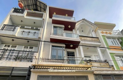 4 tầng - 70m²  Không gian riêng cho cả gia đình gần Lã Xuân Oai  Tầm giá 5 tỷ.