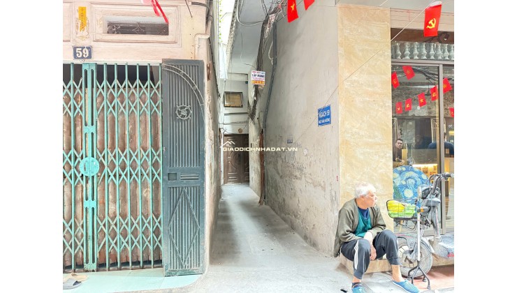 HIẾM THẬT SỰ!: GẦN Ô TÔ – 6 TẦNG ĐẦU TƯ – SỔ ĐỎ NỞ HẬU  Bán nhà Đống Đa