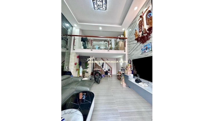 MẶT TIỀN KINH DOANH 5 TẦNG ĐƯỜNG NGUYỄN SƠN - KHU VIP KHÔNG VƯỚN CON LƯƠNG - DTSD 88M2 - 3PN - 3WC - TẶNG FULL NỘI THẤT - GIÁ 9 TỶ TL.,