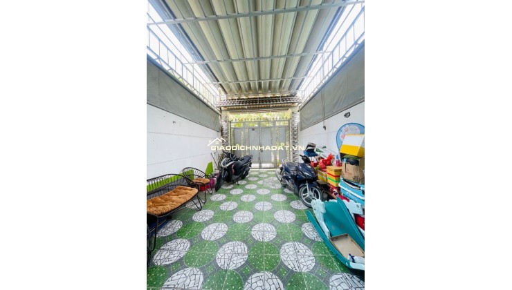 Bán nhà MT Thạnh Lộc 57 Q12 4x16.5 66m2 giá 5.x tỷ