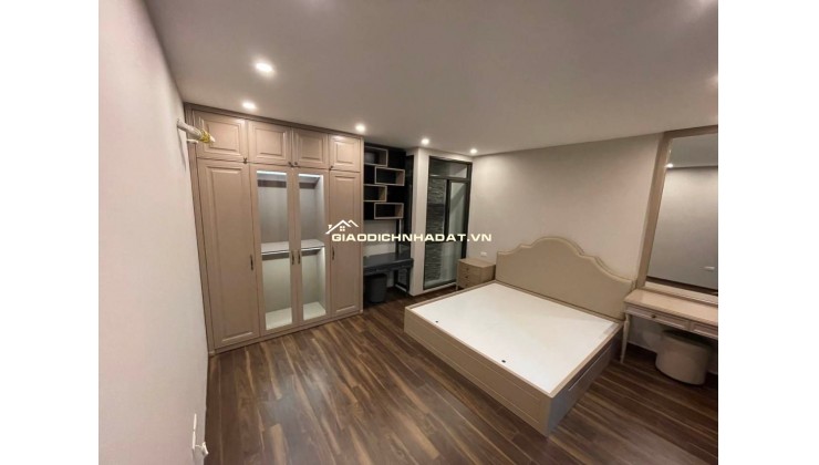 BÁN GẤP NGỌC LÂM 60M x 7T THANG MÁY, GARA Ô TÔ, FULL NỘI THẤT, KINH DOANH. GIÁ 1X TỶ