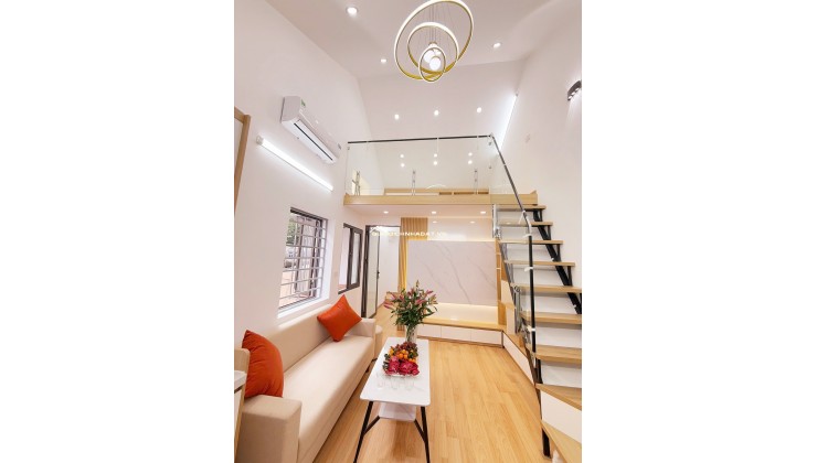 Bán gấp nhà Hồ Tùng Mậu – Cạnh ga tàu điện, ở ngay, 7 phòng cho thuê – giá hơn 7 tỷ