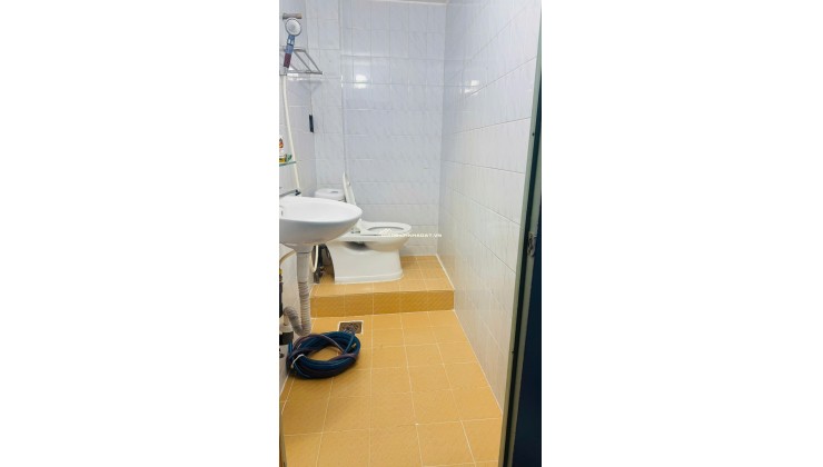 CHO THUÊ MBKD TẦNG TRỆT VÀ PHÒNG PHÍA TRƯỚC LẦU 1, KINH DOANH HOẶC LÀM VĂN PHÒNG