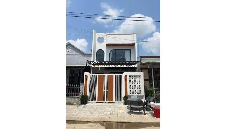 SỔ HỒNG RIÊNG THỔ CƯ NGAY TRUNG TÂM PHƯỜNG CHỈ 1TY750 ( CÒN BỚT )