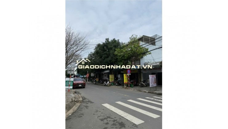 Bán nhà 3 tầng MT đường ĐÔ ĐỐC LỘC, sát chợ Hoà Xuân. DT 100m2 Giá 8ty7 LH 0942992361