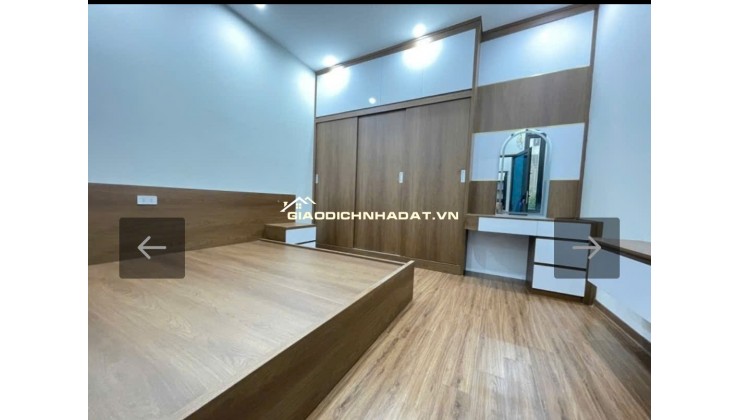 41M² – 4 TẦNG – 4 NGỦ – GIÁ HƠN 8,7 TỶ  NGÕ HÒA BÌNH NÔNG – MẤY BƯỚC RA PHỐ KHÂM THIÊN