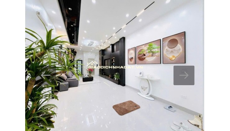 P/ LÔ NGUYỄN VĂN TRỖI – Ô TÔ TRÁNH – SÂN CHƠI – THANG MÁY  
55m NHÀ 5 TẦNG