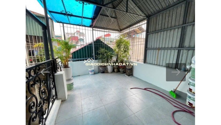 41M² – 4 TẦNG – 4 NGỦ – GIÁ HƠN 8,7 TỶ  NGÕ HÒA BÌNH NÔNG – MẤY BƯỚC RA PHỐ KHÂM THIÊN
