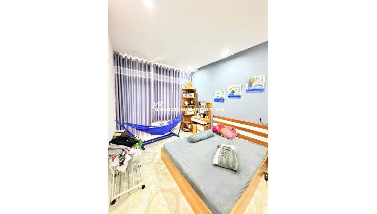 SIÊU PHẨM THẠNH LỘC QUẬN 12 - KDC TRUNG NHÂN - ĐƯỜNG TRƯỚC NHÀ 8M - XE HƠI NGỦ NGON TRONG NHÀ - 51 M2 - 4 TẦNG BTCT - CHỈ 5.X TỶ.