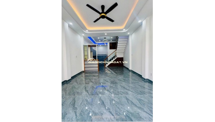 Bán nhà 50m2 * 4 tầng  , HXH đường 8m , Lã Xuân Oai , Long Trường , Q9 , Giá chỉ 6 Tỷ TL