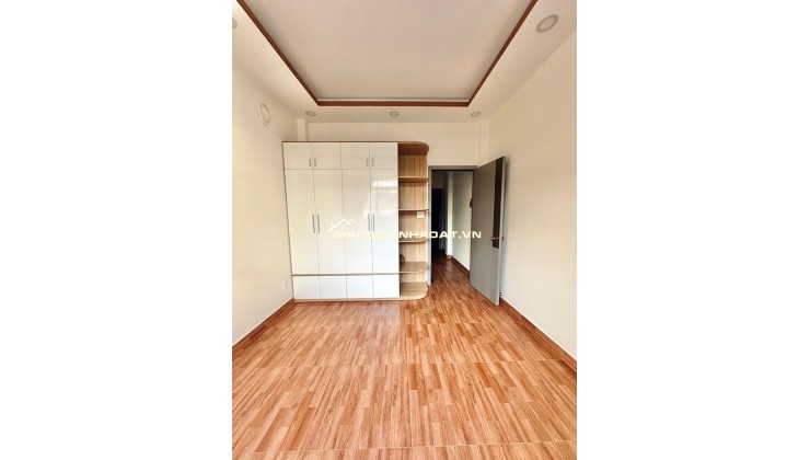 NHÀ ĐẸP MỚI XÂY 4 TẤM HOÀN CÔNG CHUẨN CHỈNH - 38M2 - HẺM Ô TÔ ÂU CƠ - LẠC LONG QUÂN - CHỈ 7.55TỶ (TL NHẸ)