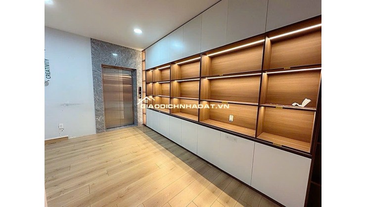 BÁN NHÀ 5 TẦNG THANG MÁY - XE HƠI NGỦ TRONG NHÀ Đ.BÊN VÂN ĐỒN, Q4 - NGANG HIẾM 5M NỞ HẬU 6,6M * 16M VUÔNG ĐẸP FULL THỔ* LIÊN HỆ GIANG GIANG: