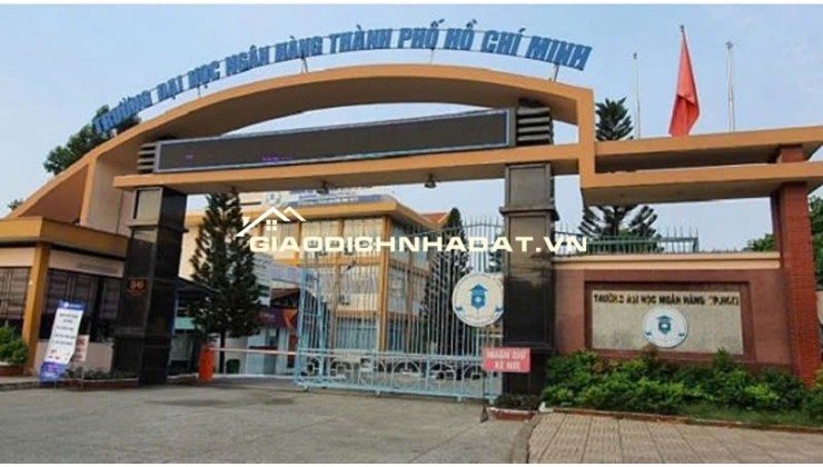 NHÀ 3 TẦNG - 4 PN - HẺM ÔTÔ - SÁT HOÀNG DIỆU 2 - ĐH NGÂN HÀNG