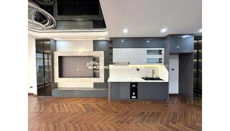 BÁN NHÀ HOÀNG QUỐC VIỆT - PHÂN LÔ - OTO TRÁNH- VỈA HÈ -THANG MÁY