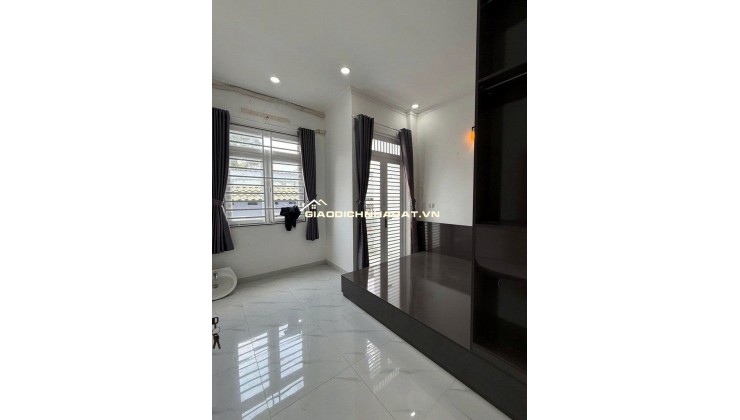 GÒ VẤP - NHÀ ĐANG TRONG THỜI GIAN LÊN NỘI THẤT ĐẸP - KHÁCH MUA CHỈ VIỆC DỌN VÀO Ở.