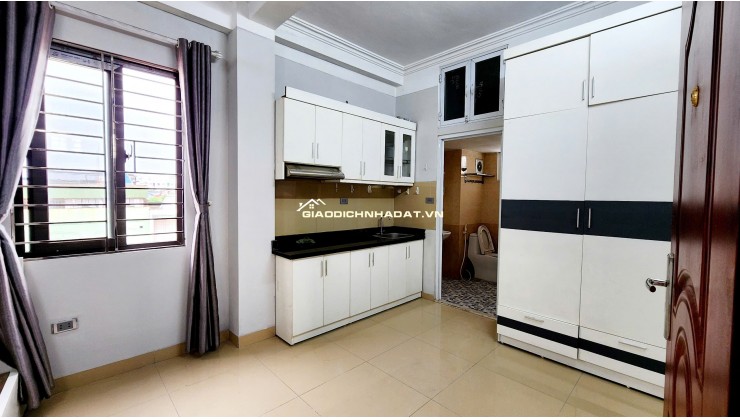 Cho thuê CCMN siêu sang phố Nguyễn Đình Hoàn Cầu Giấy, từ 3.2tr/th Lh:0913506880.