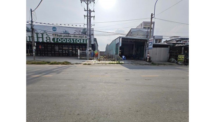 Bán lô đất thổ kế bên siêu thị San Hà Lạc Tấn giá 3 tỷ