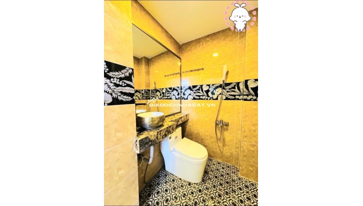 Bán nhà ngõ 10 Ni Sư Huỳnh Liên, Tân Bình: 46m2, 3 tầng, 4PN, 5,6 tỷ, sổ hồng trao tay, giá hời cho gia đình trẻ! 0943166831 - Thảo Nguyên nhà đẹp