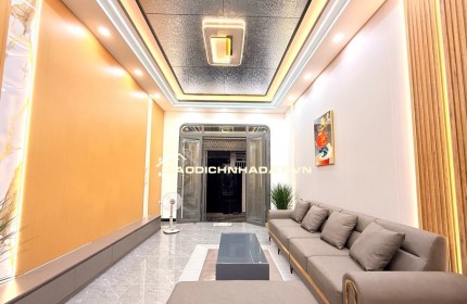 NHÀ MỚI ĐẸP CHỦ TẶNG FULL NỘI THẤT Ô TÔ ĐỖ CỬA