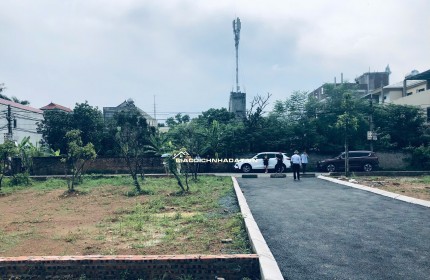  BÁN ĐẤT PHÚ CÁT – HÒA LẠC Vị trí đẹp – đường ô tô – gần FPT, Viettel, VinUni  bán gấp mảnh đất thổ cư,  trung tâm khu công nghệ cao Hòa Lạc