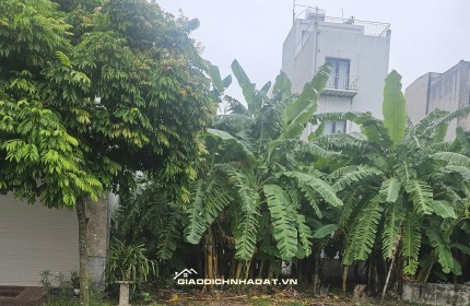 Cần bán lô đất đẹp tại khu đô thị phía Tây Cầu Phú Lương, Phường Nhị Châu, TP Hải Dương.