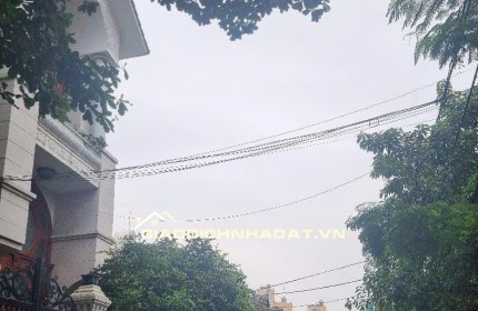 Biệt thự 2mt, 389m2, 3 tầng, 4pn, sổ đỏ, giá 42 tỷ TL, Bình Quới, Phường 27, Bình Thạnh.