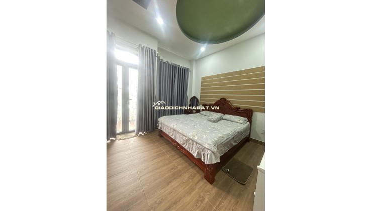 LÊ THỊ RIÊNG QUẬN 12-SIÊU PHẨM NHÀ ĐẸP - KIÊN CỐ VÀO Ở NGAY ĐÓN TẾT TẶNG FULL NỘI THẤT - ĐƯỜNG NHỰA XE TẢI TRÁNH - KHU DÂN TRÍ TOÀN NHÀ CAO TẦNG.