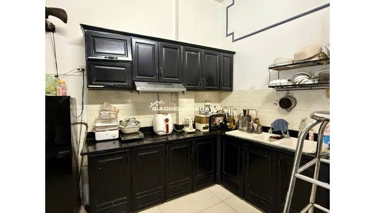 Phạm Thế Hiển - Quận 8 - Hẻm 6M - 4 tầng - 44m2 - 9 Tỷ