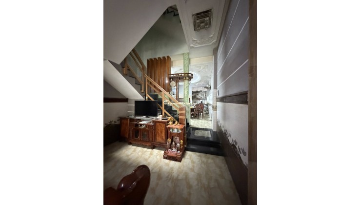 Giảm 1.7 tỷ! Nhà 4x20m, 4 Tầng – Đường 16m Phạm Văn Chiêu, gần Tham Lương