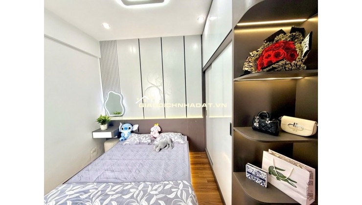 Bán căn hộ đẹp tòa CT1B Tp Giao Lưu 2N1VS 54m2 giá 4,86 tỷ