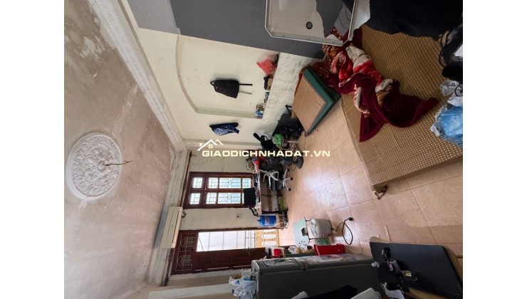 Bán nhà đẹp  Võ Chí Công 30,4m2- 5 tầng - 2 mặt thoáng- giá 8,9 tỷ