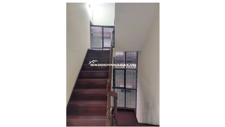 Bán nhà đẹp Phùng Chí Kiên- Lô Góc- Ô Tô vào nhà 56,9m2 giá 20 tỷ