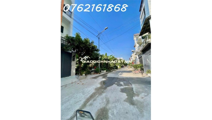 BÁN NHÀ PHỐ LONG TRƯỜNG TP THỦ ĐỨC NHỈNH 5 TỶ - 77M, 3 TẦNG, ĐƯỜNG Ô TÔ, DÒNG TIỀN 20TR/THÁNG