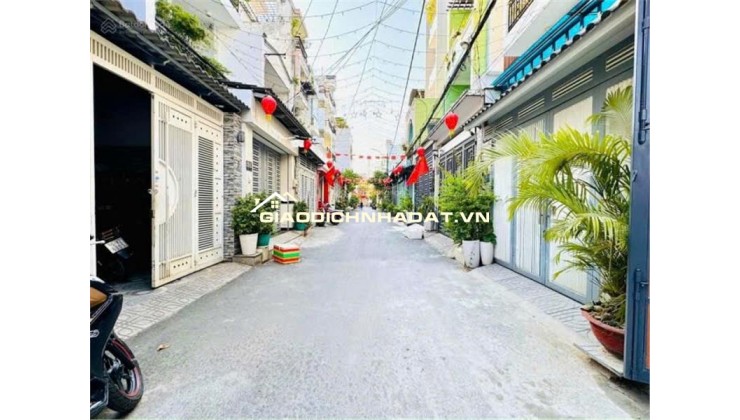 Bán nhà Mặt tiền đường C3, phường 13, Tân Bình (8x8) dòng tiền