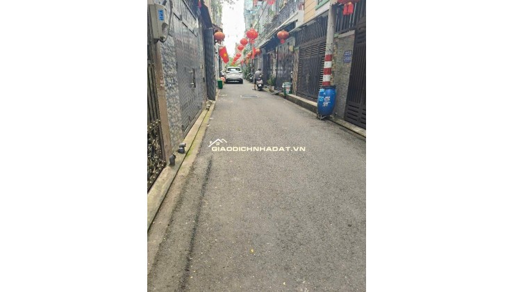 NHÀ BÁN THUẬN QUẬN 12 - GIÁP SONG HÀNH, TRƯỜNG CHINH.
QUA TÂN BÌNH CHỈ VÀI PHÚT NHÀ 4 TẦNG BTCT VÀO Ở NGAY.