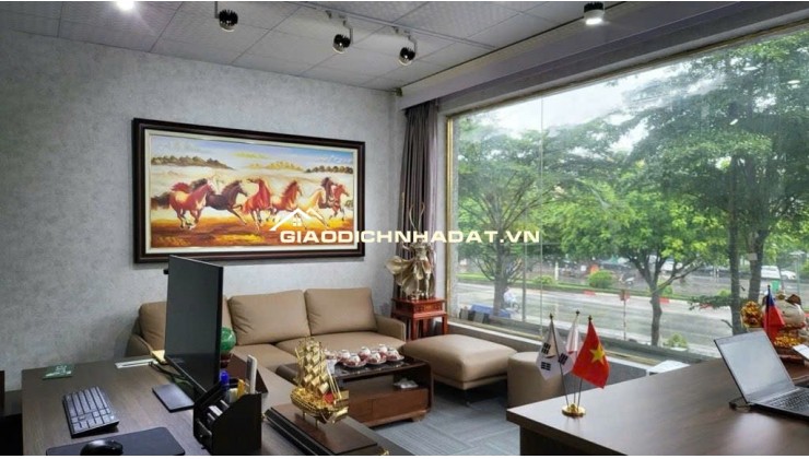 SỐNG NHƯ NGHỈ DƯỠNG –  BÁN BIỆT THỰ HỒ LINH ĐÀM 200M2 – GIÓ HỒ LỘNG GIÓ CHỈ 49 TỶ