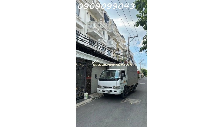 BIỆT THƯ LIỀN KỀ NGUYỄN VĂN QUÁ QUẬN 12 - GIÁP SONG HÀNH, TRƯỜNG CHINH.QUA TÂN BÌNH CHỈ VÀI PHÚT GẦN NHÀ GA T3 NHÀ 4 TẦNG BTCT VÀO Ở NGAY.