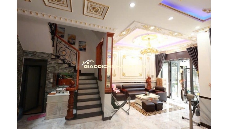 BIỆT THƯ LIỀN KỀ NGUYỄN VĂN QUÁ QUẬN 12 - GIÁP SONG HÀNH, TRƯỜNG CHINH.QUA TÂN BÌNH CHỈ VÀI PHÚT GẦN NHÀ GA T3 NHÀ 4 TẦNG BTCT VÀO Ở NGAY.