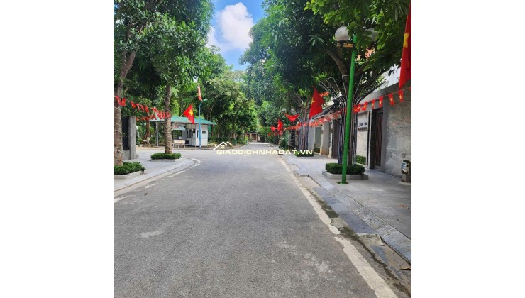 LIỀN KỀ BÁN ĐẢO LINH ĐÀM - VỈA HÈ ĐÁ BÓNG - GIÁ ĐẦU TƯ 136m2 giá chỉ 28.6 tỷ