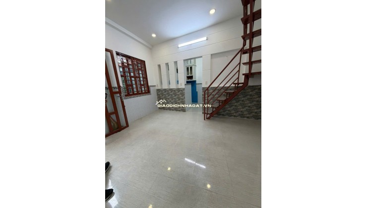 BÁN NHÀ ĐƯỜNG TRẦN XUÂN SOẠN, TÂN HƯNG, QUẬN 7, DT 30M2 CHỈ 3 TỶ 690. LH:0908523278.