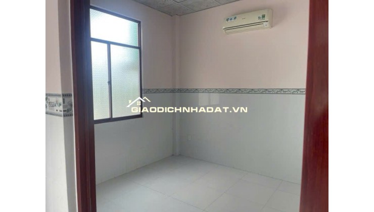 CC Gấp Bán - Nhà MT Tỉnh Lộ 6m - Vị Trí Đắt Địa Thuận Tiện Kinh Doanh - 2tỷ4 Lh:0969933159