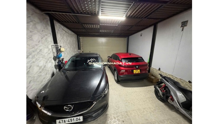 BÁN SIÊU PHẨM NHÀ MẶT TIỀN HẺM ĐẸP XE HƠI 6M- PHÙ HỢP CHO MỌI GIA ĐÌNH. LH:0931423123.