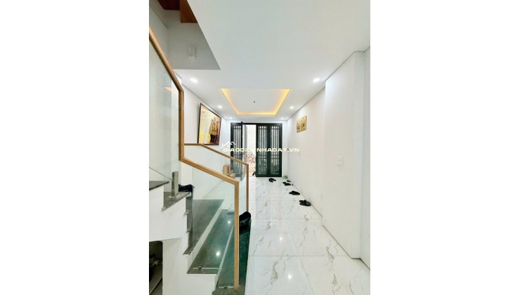 Bán Nhà Miêu Nha -Tây Mỗ - 40m2 -mặt tiền 3.2m , nở hậu – ngõ nông – 6.8 tỷ