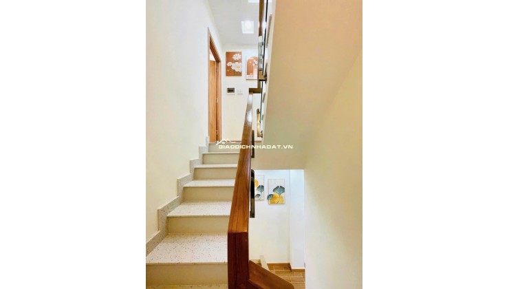 SIÊU PHẨM MỚI TẠI GÒ VẤP - FULL NỘI THẤT XỊN XÒ - 35M2 CHỈ 5TỶ880. LH:0901754355.