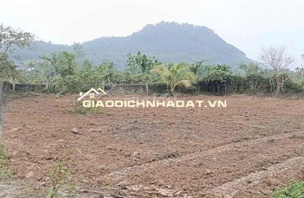 Đất làm vườn nghĩ dưỡng view sông sát đường đi Núi Thần Tài 3800m2 chỉ 5.3 tỷ. Lh:0913913077.