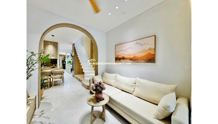 SIÊU PHẨM NÀNG THƠR - 60m2 - KHU VIP XÔ VIẾT NGHỆ TĨNH - NGAY LÀNG ĐH - BÊN XE MIÊN ĐÔNG - SỔ VUÔNG A4 - CHỈ 7.x TỶ