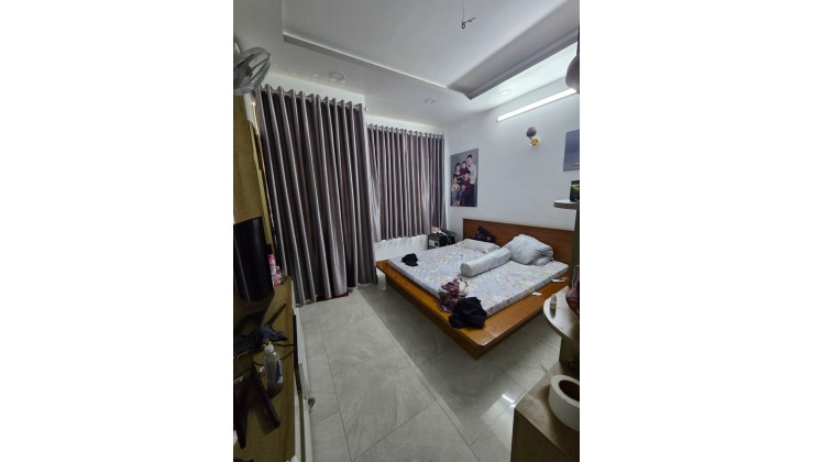 BÁN GẤP NHÀ 5 TẦNG, HẺM NHỰA XE TẢI 6M NGAY CHỢ TÂN HƯƠNG, GIÁ NHỈNH 8 TỶ